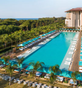 Regnum Carya Golf Resort Belek Hauptpool