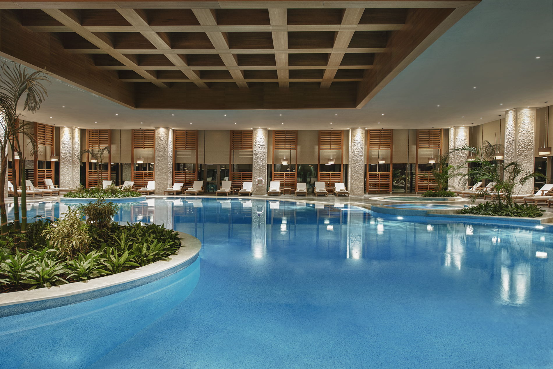 Regnum Carya Golf Resort Belek Indoor Pool