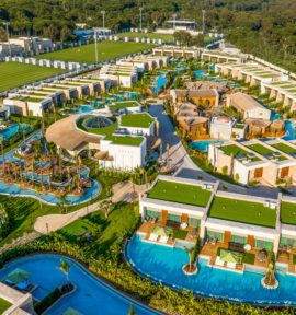 Regnum Carya Golf Resort Belek Villas