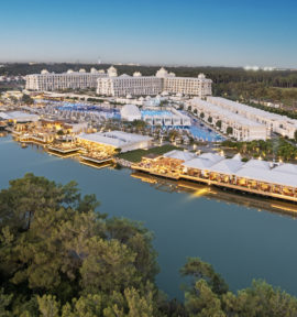 Titanic Deluxe Golf Resort Belek Night